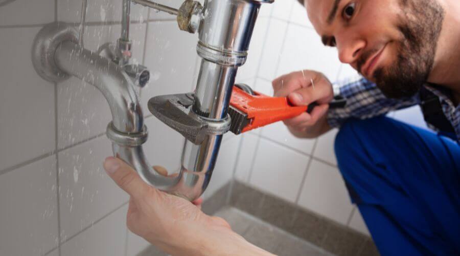 Professional sink repair in Braddock, PA